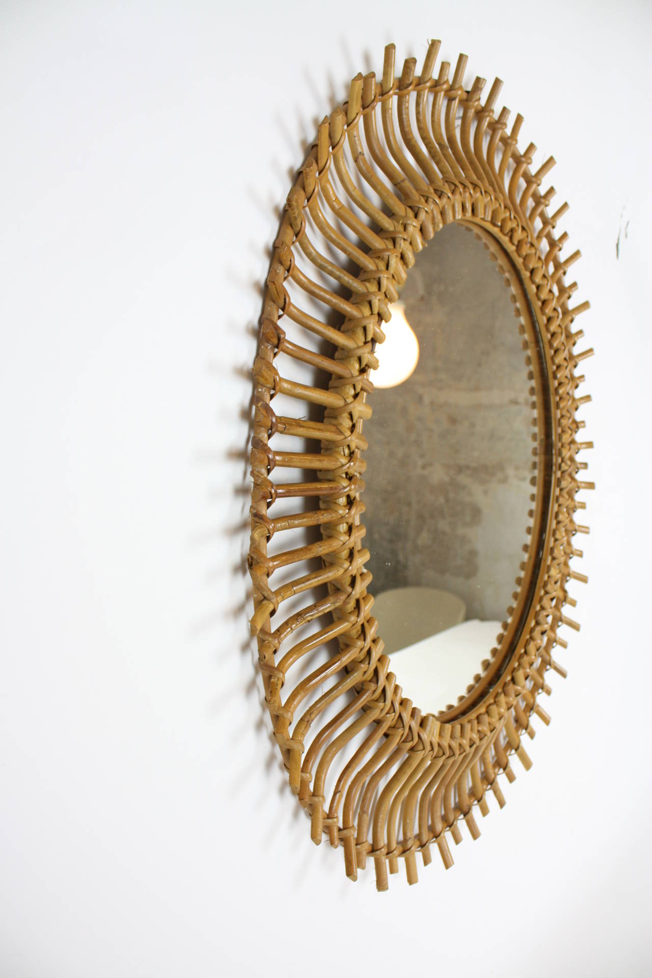 Bamboo and Rattan Sunburst Oval Mirror In Excellent Condition In Barcelona, ES