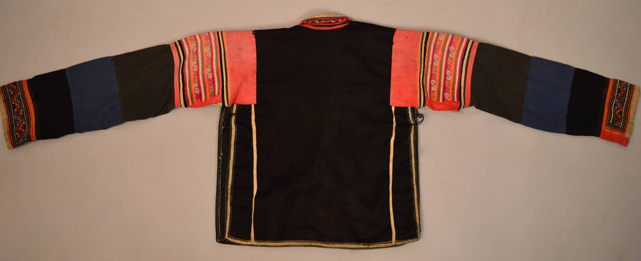 Cotton Early 20th Century Miao Embroidered Children's Jacket and Skirt For Sale
