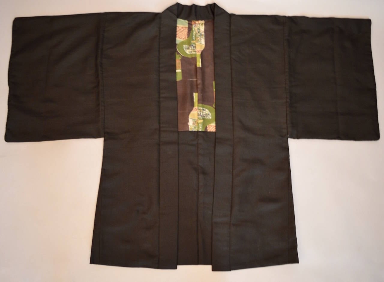 Mid-20th Century Mens Japanese Silk Haori kimono with Unusual Liquor and Wine Bottle Print