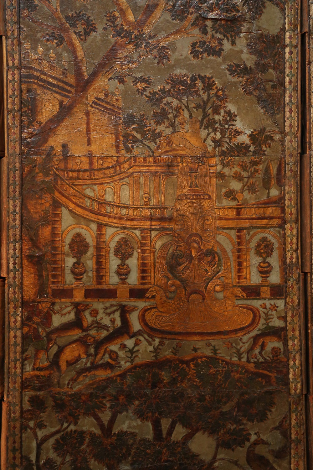 18th Century Large Embossed Venetian Leather Screen For Sale 2