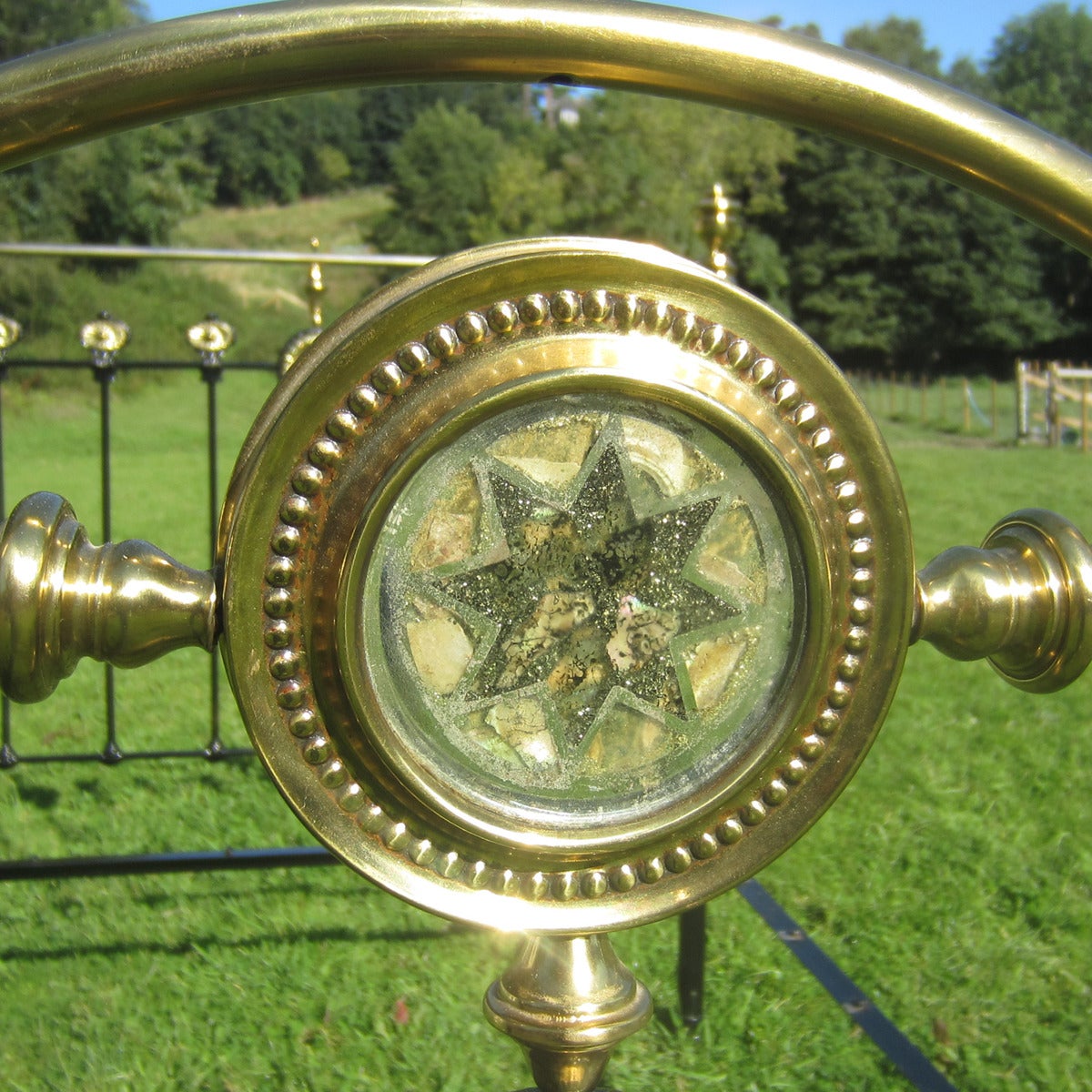 Late 19th Century Brass and Iron Bed with Peacock Decoration In Fair Condition In Wrexham, GB