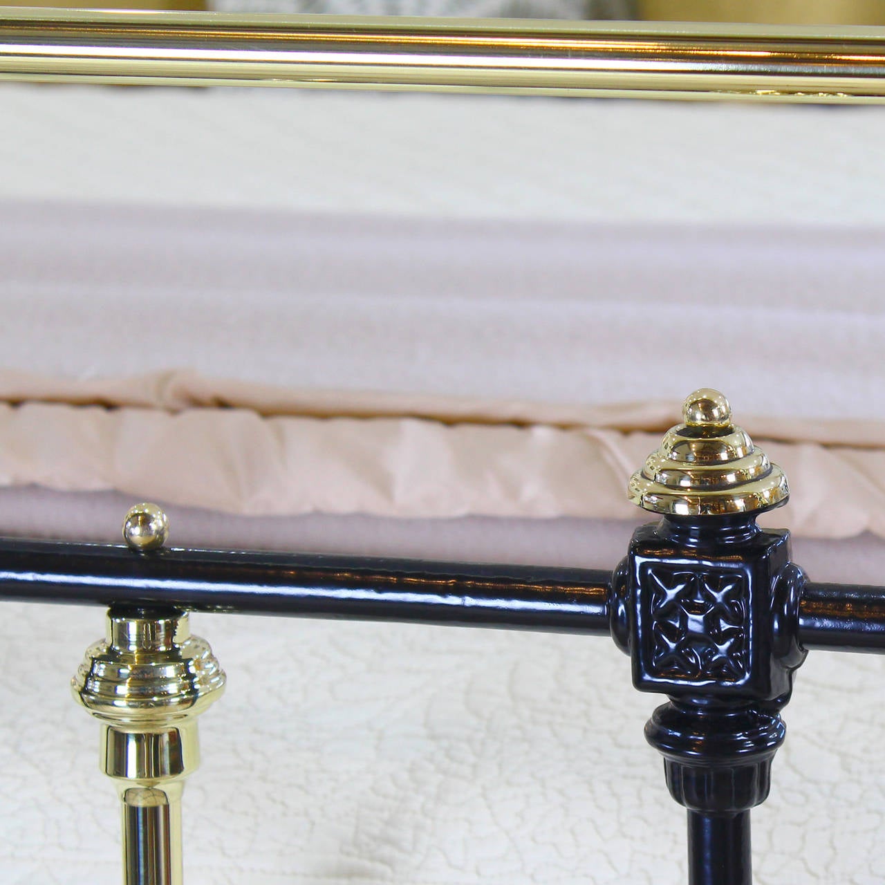 Victorian Brass and Cast Iron Kingsize Bed 4