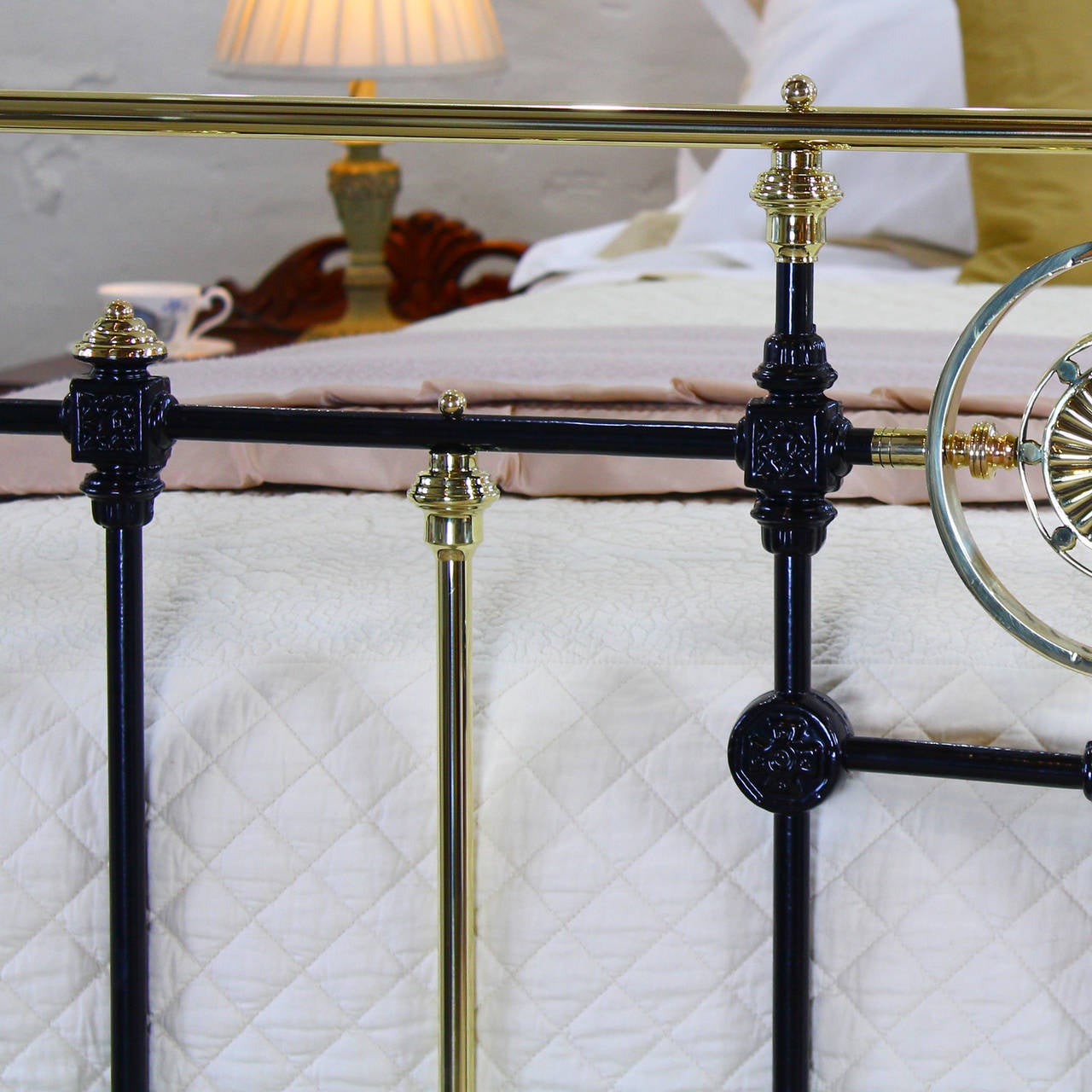 Victorian Brass and Cast Iron Kingsize Bed 3
