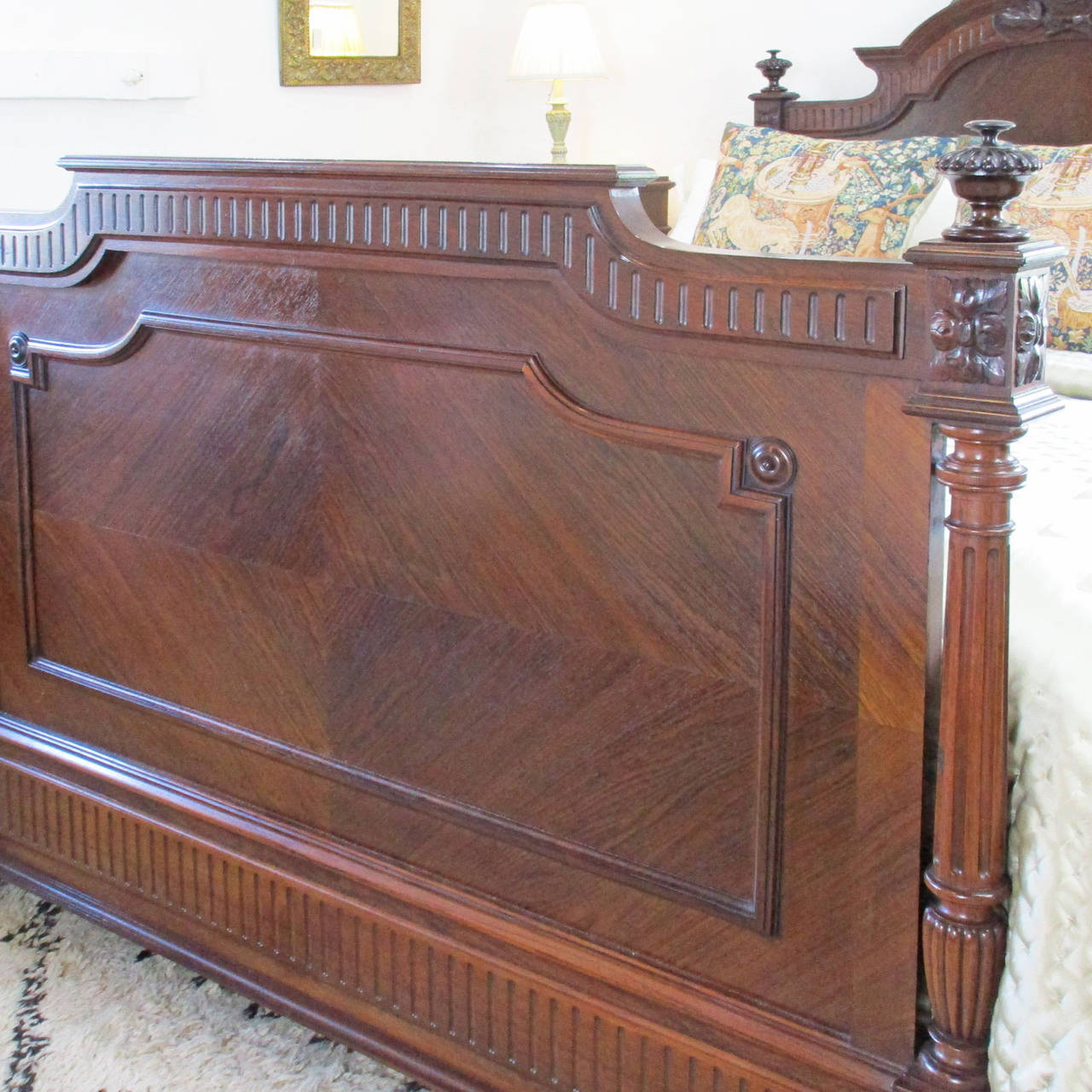 Polished Mahogany Renaissance Style Bed - WK49