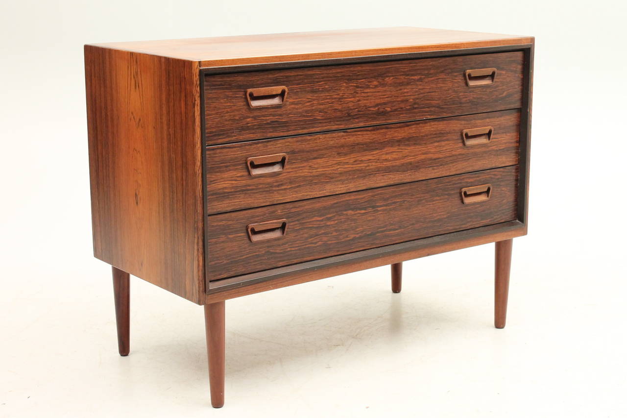 Medium Size Rosewood Chest of Drawers - Scandinavian Modern  In Excellent Condition In Houston, TX