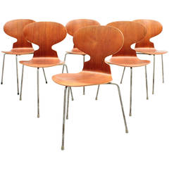 Danish, Mid-Century Modern Set of Six Arne Jacobsen Ant Chairs, FH3100
