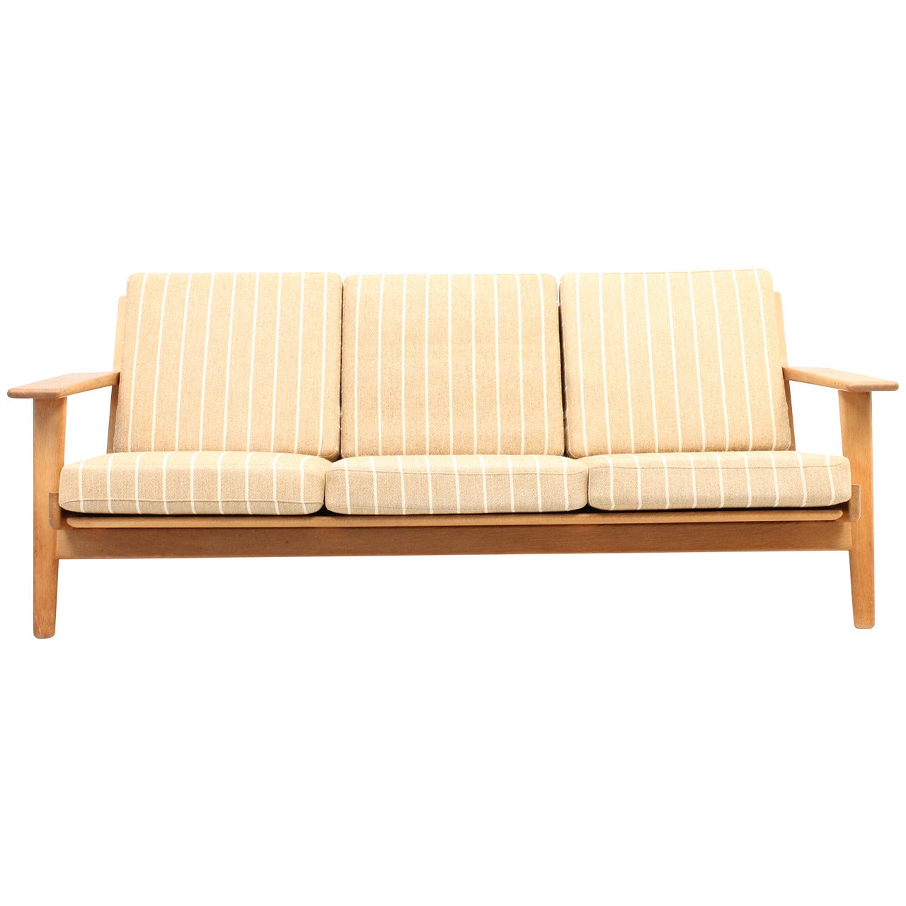 Hans Wegner for GETAMA Sofa For Sale