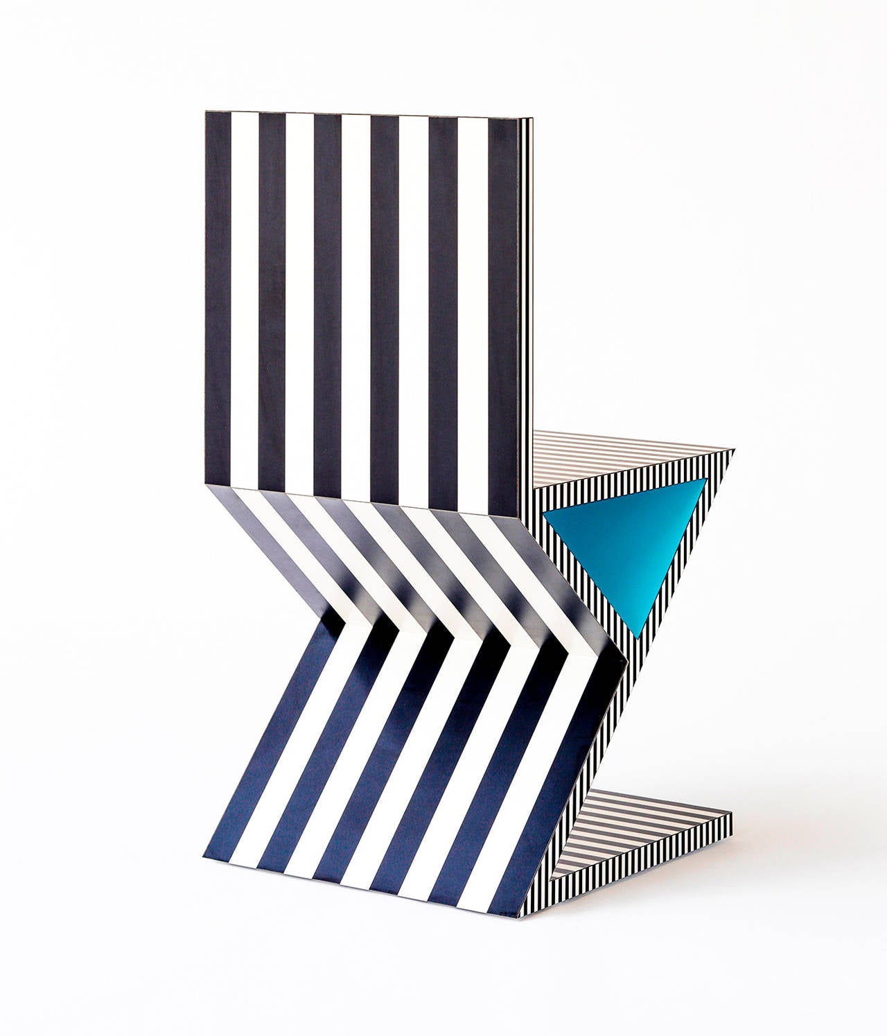 memphis chair design