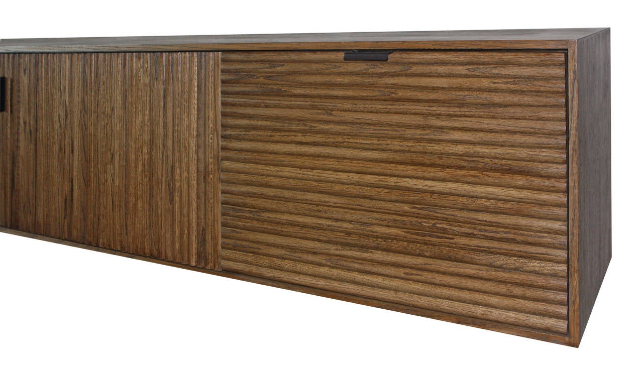 Wall-Mounted Oak Tambour Console In Excellent Condition For Sale In New York, NY