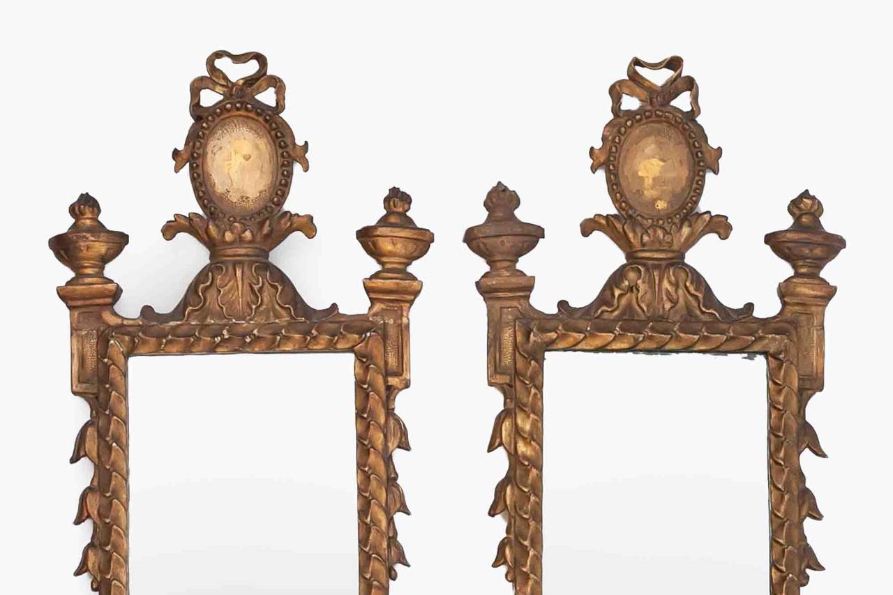 Neoclassical 19th Century Pair of Giltwood Girandoles For Sale