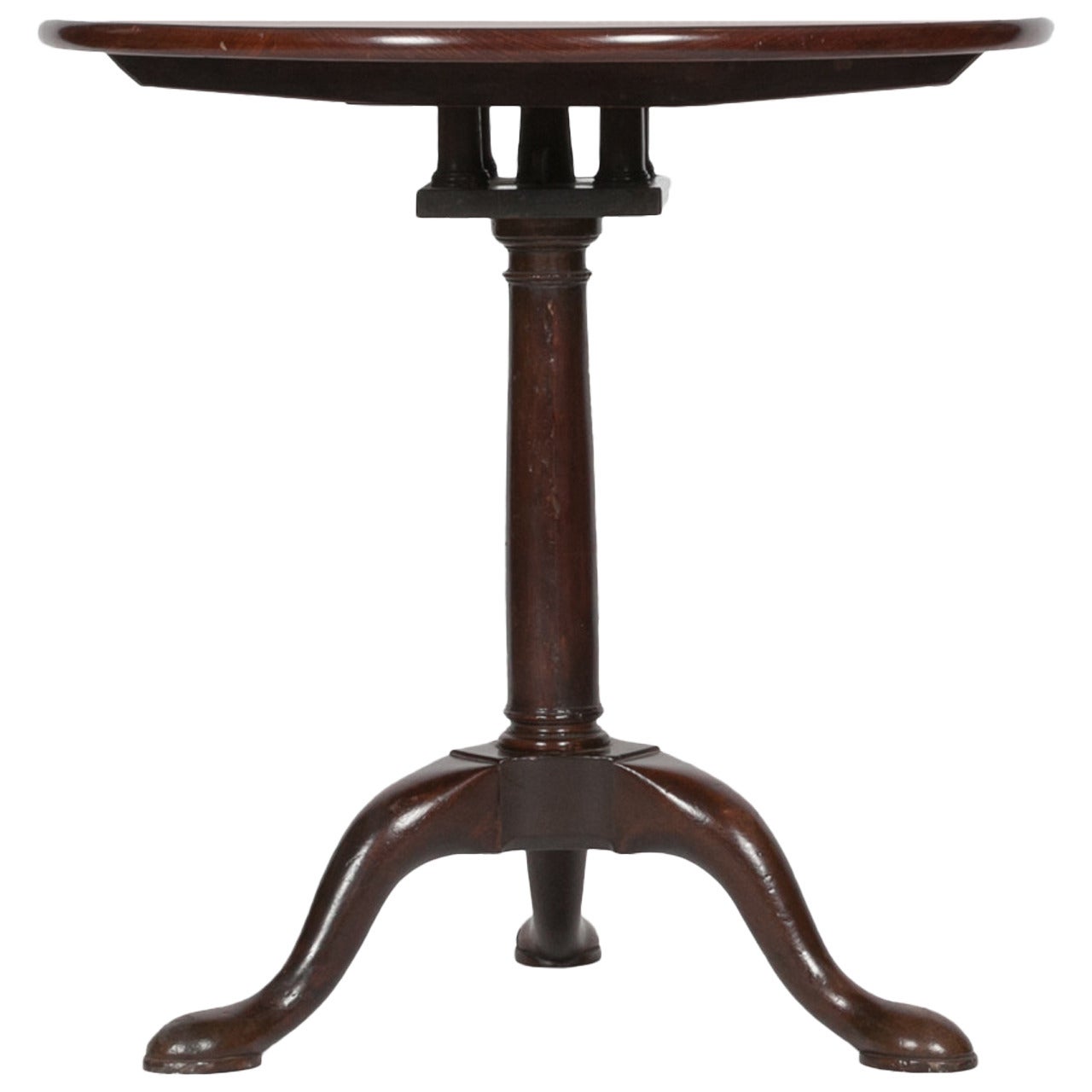 18th Century George III Mahogany Occasional Tilt-Top Table For Sale