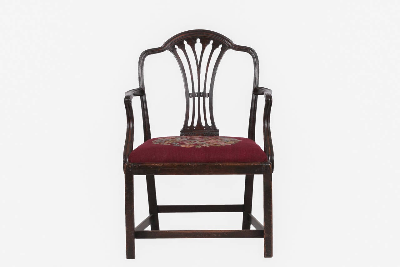 Irish 18th Century Mahogany Chippendale Style Carver For Sale