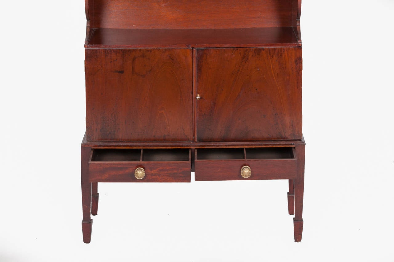 19th Century William IV Miniature Waterfall Mahogany Bookcase In Good Condition In Dublin 8, IE