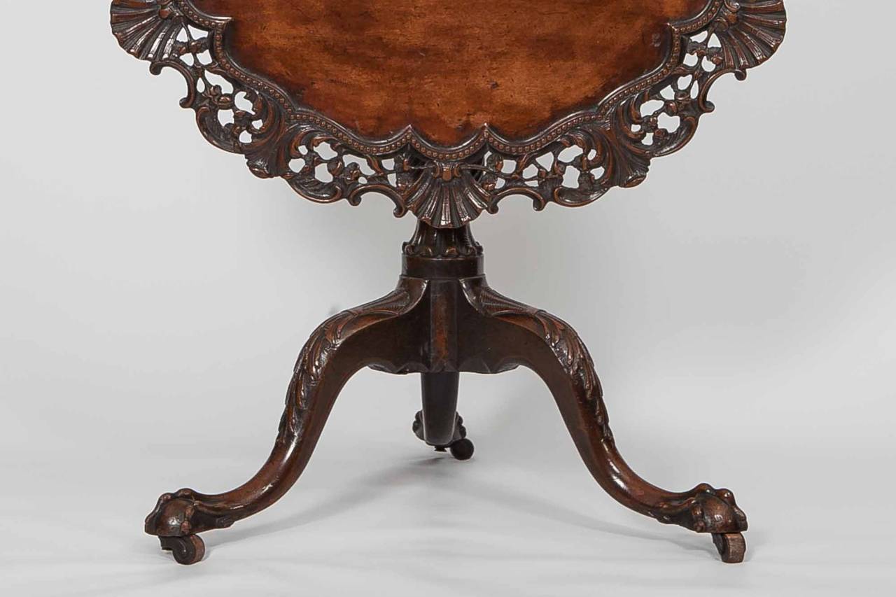Irish Early 19th Century George III Mahogany Occasional Table For Sale