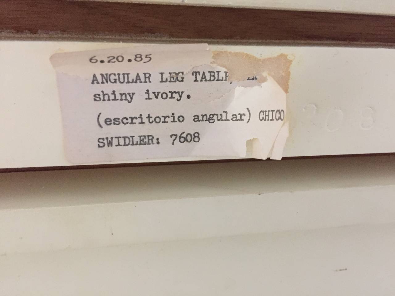 Karl Springer Angular Leg Desk in Ivory Lacquered Goatskin 4