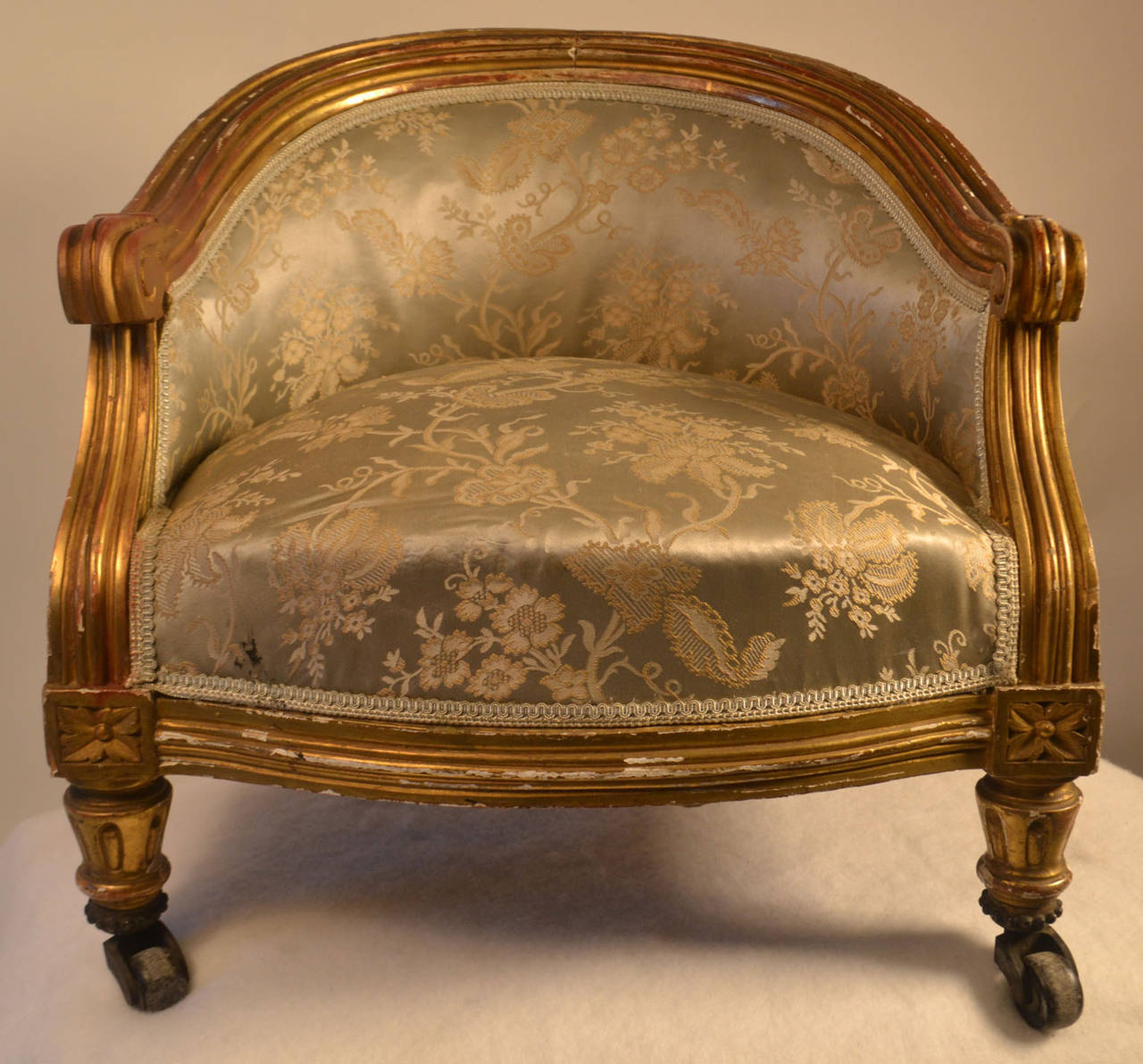 Small Giltwood Louis XVI Children's Chair (Pet chair) In Good Condition In Vista, CA