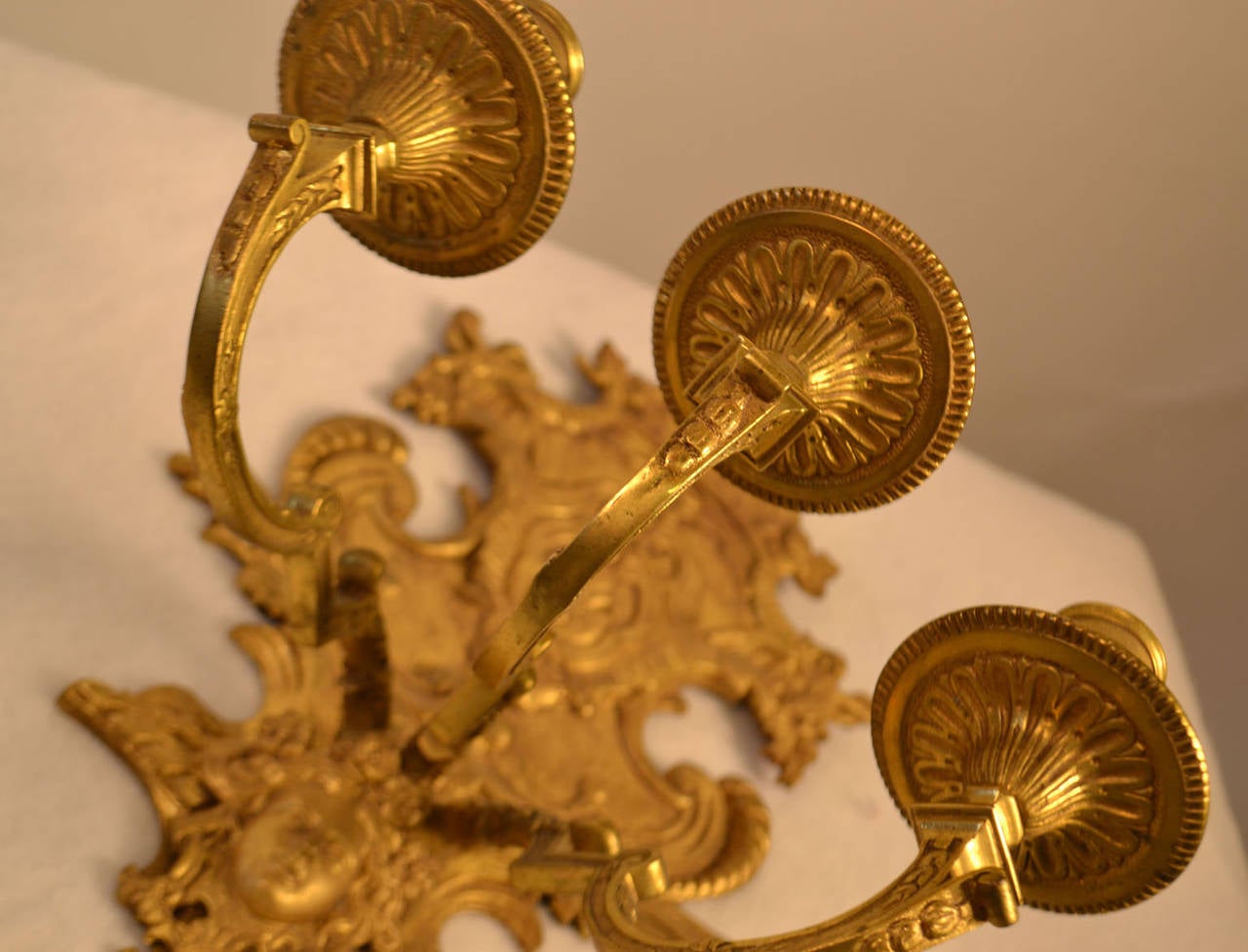 French 19th Century Pair of Gilded Louis XVI Wall Sconces For Sale