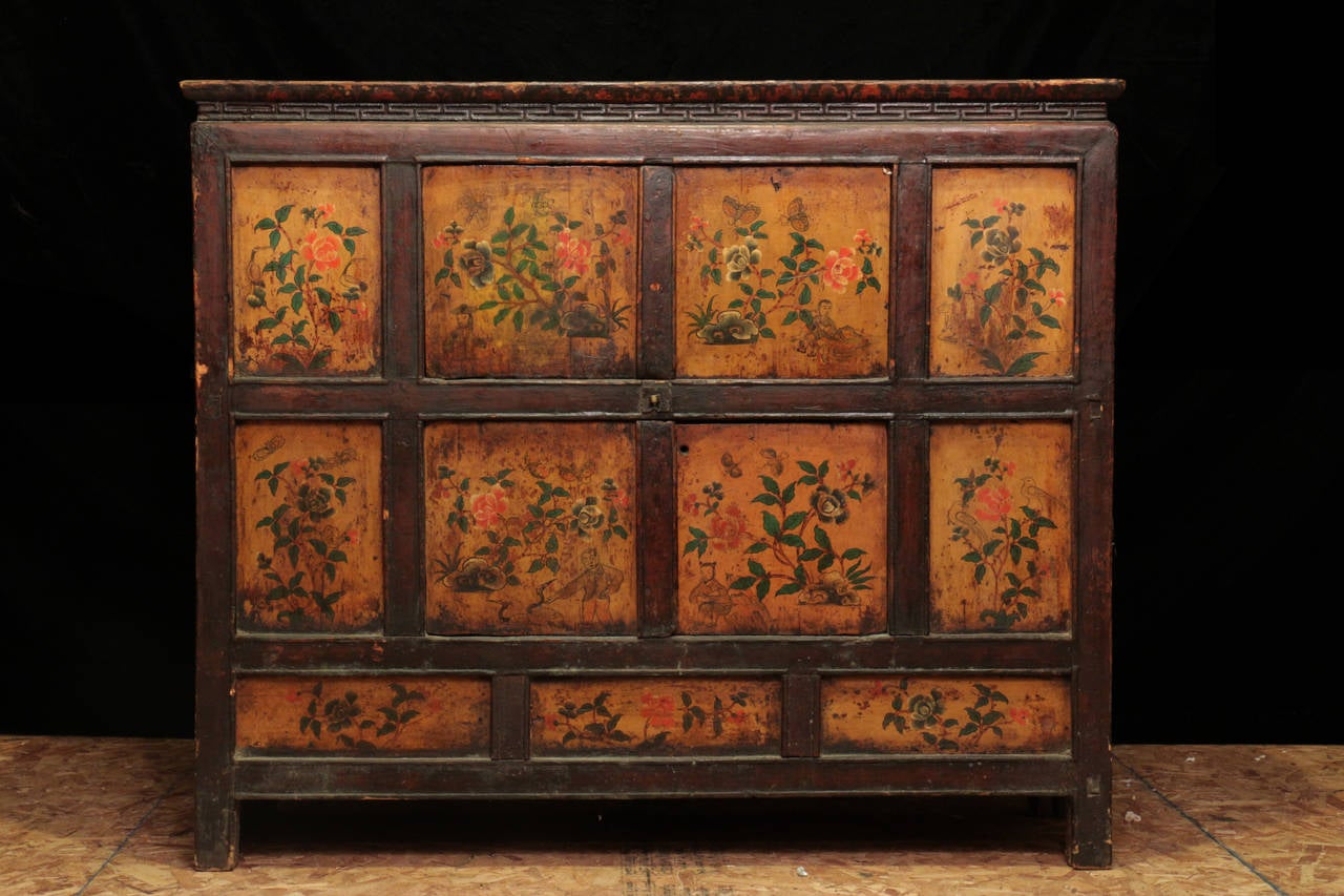 Antique Tibetan Cabinet in the Lhasa Style In Good Condition For Sale In Hudson, NY