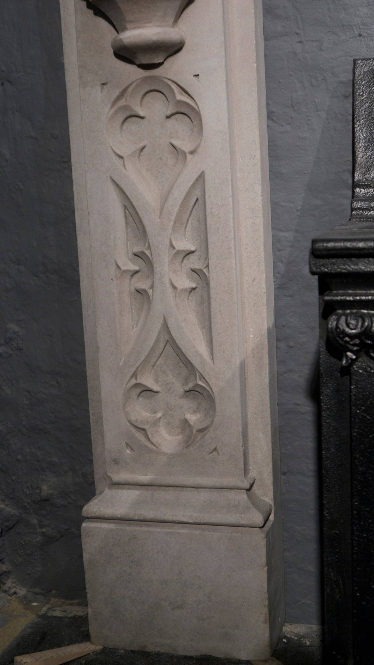 Original Victorian Gothic Portland Stone Surround from a Rectory, circa 1860 5