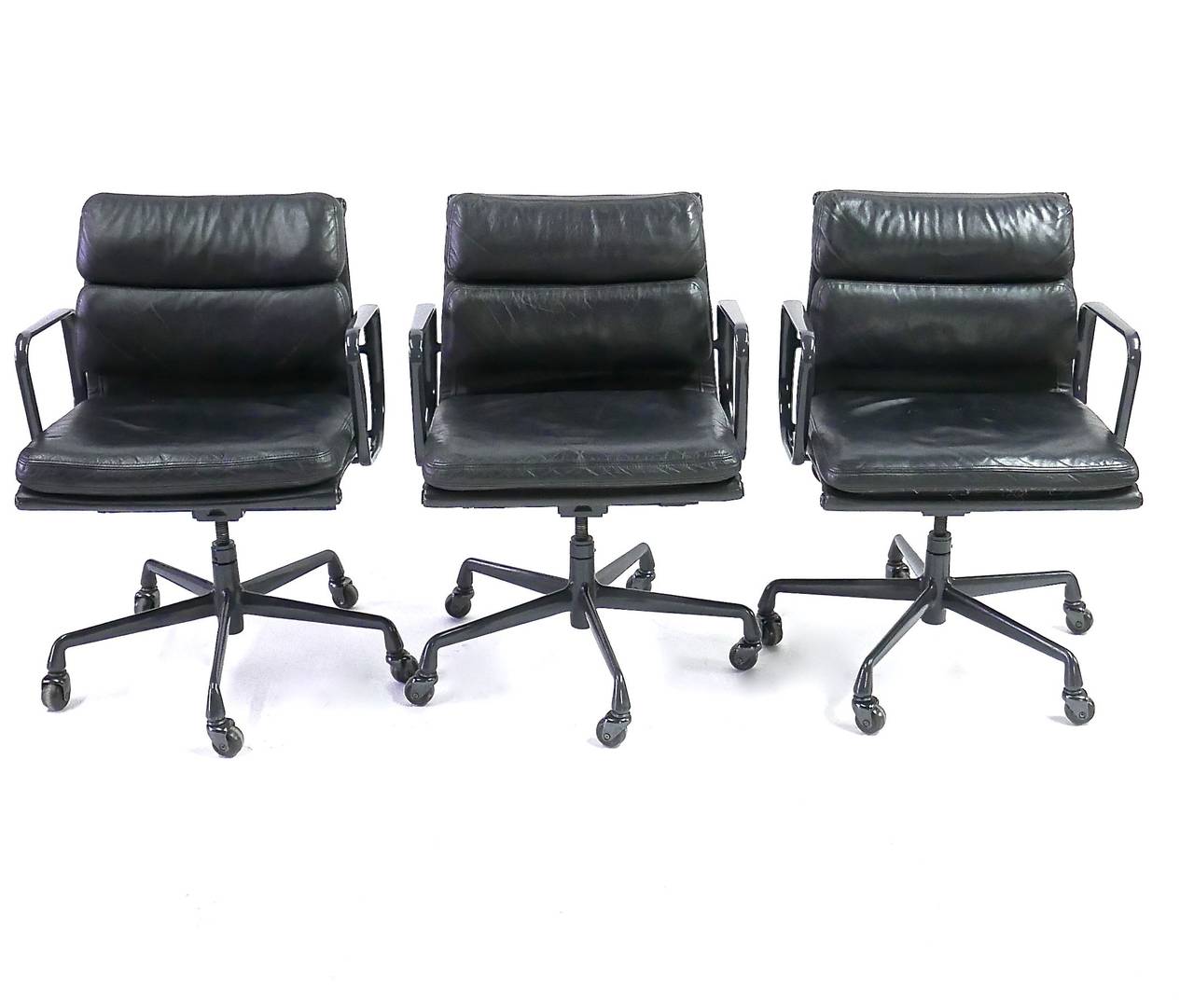 Set of Eight Black Leather Eames Soft Pad Chairs by Herman Miller In Excellent Condition In Brooklyn, NY
