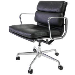 Charles
Ray Eames Soft Pad Chair für Herman Miller, Soft Pad Chair Charles
Ray Eames Soft Pad Chair für Herman Miller, Soft Pad Chair