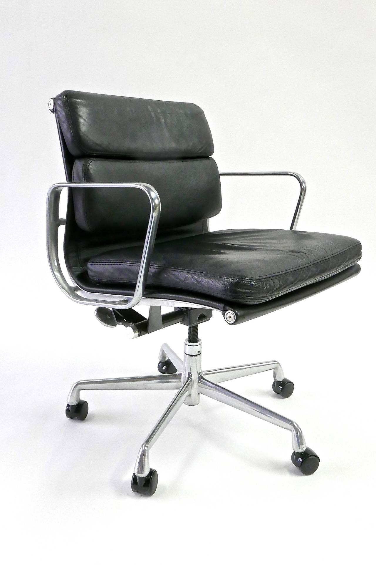 Charles & Ray Eames Soft Pad Chair für Herman Miller, Soft Pad Chair