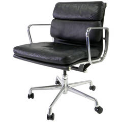 Charles 
Ray Eames Soft Pad Chair for Herman Miller
