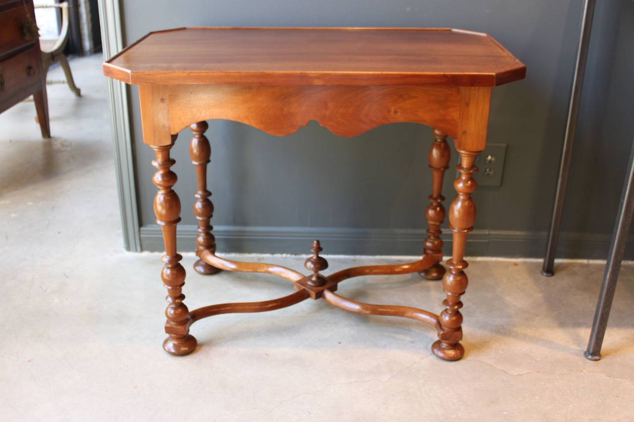 18th Century Louis XIII Style Walnut Table, France 2