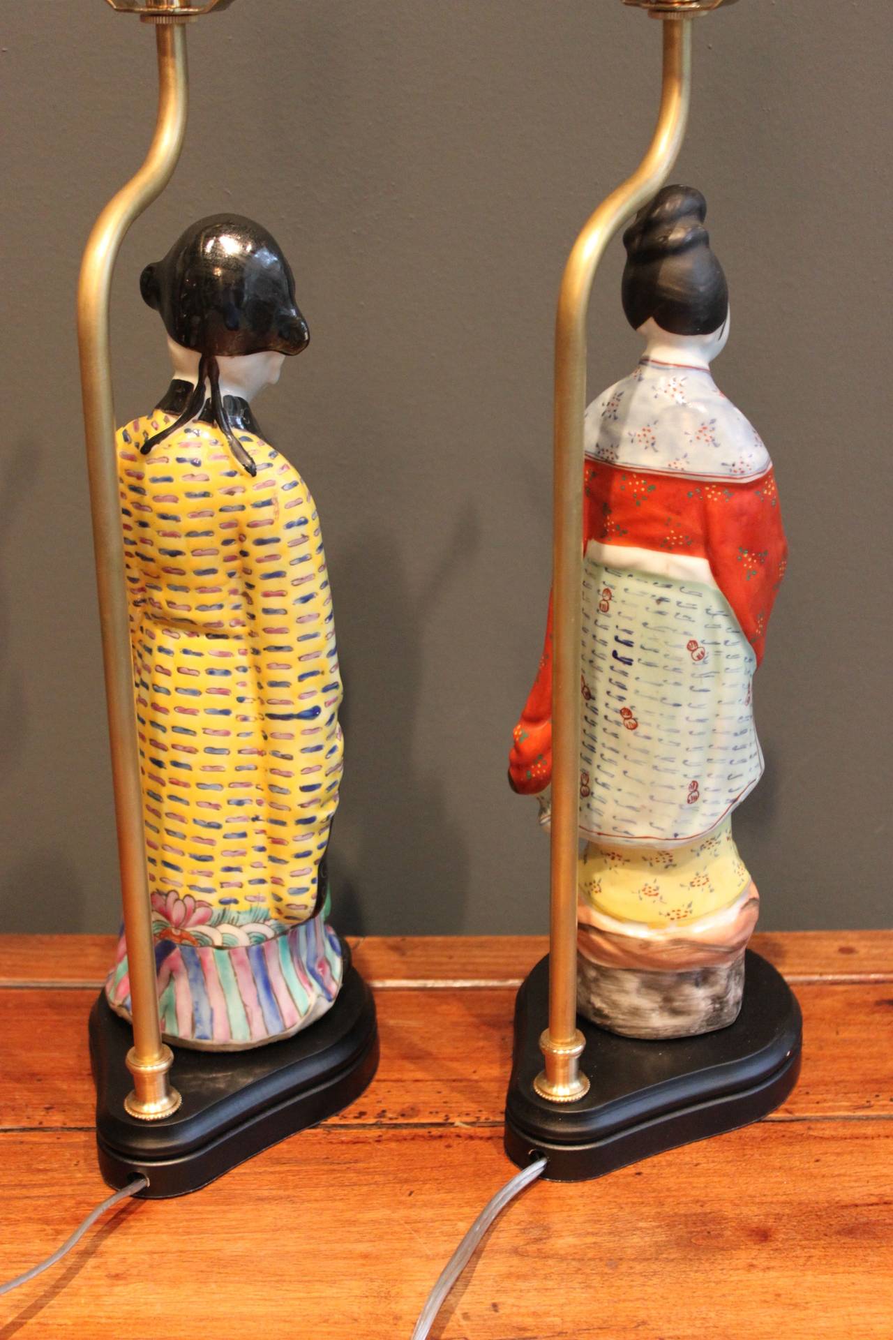 Pair of Porcelain Lamps of Male and Female Chinese Figures, 20th Century 1