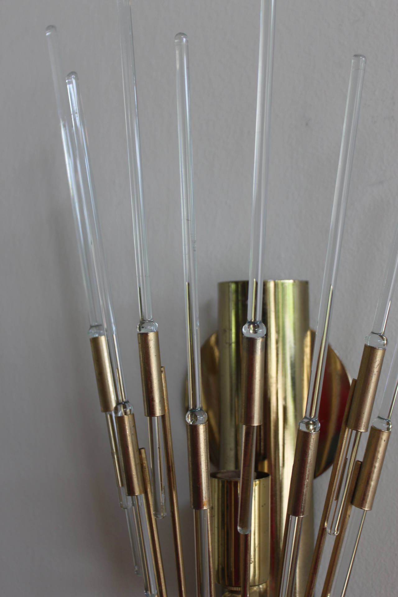 Mid-Century Modern Mid-20th Century Italian Glass and Brass Wall Sconce, circa 1960 For Sale