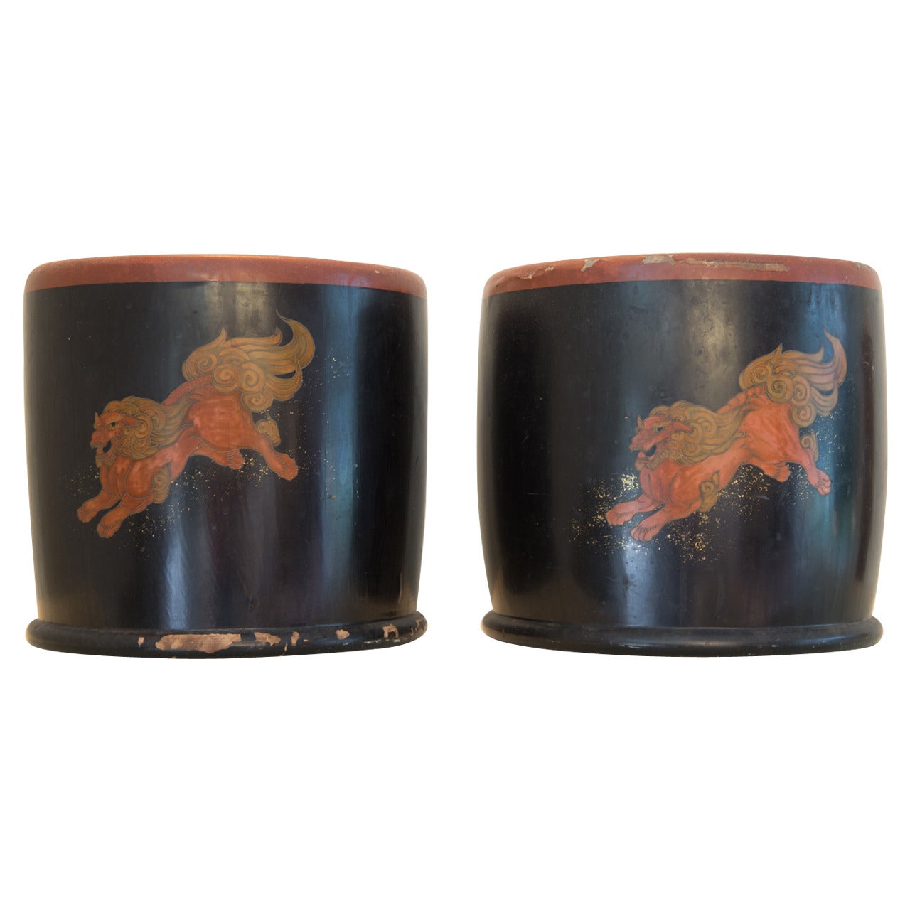 Pair of Japanese Lacquer Hibachis Depicting Shi-Shi Dogs, Meiji Period For Sale