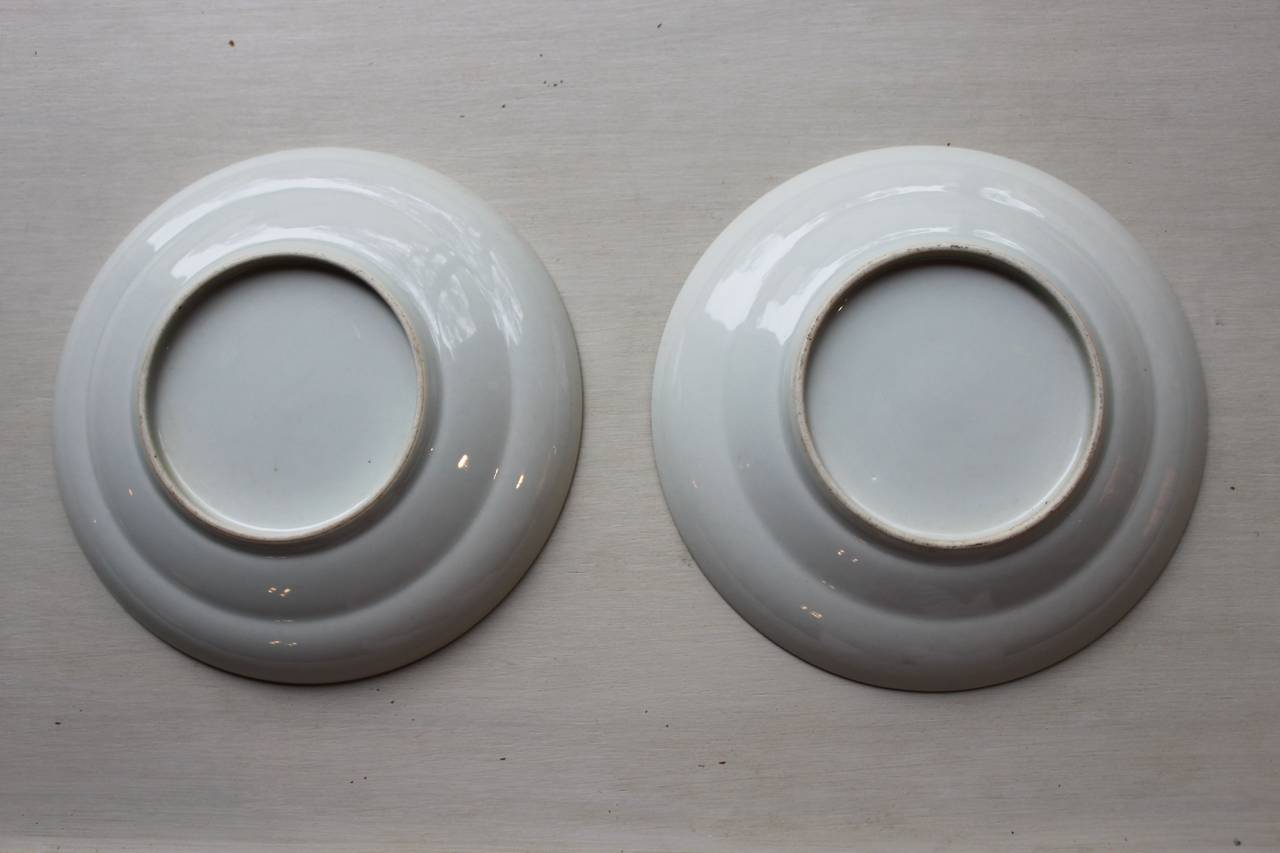 Pair of Chinese Export Grisaille Plates, circa 19th Century 1