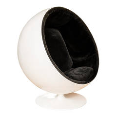 Ball Chair by Eero Aarnio