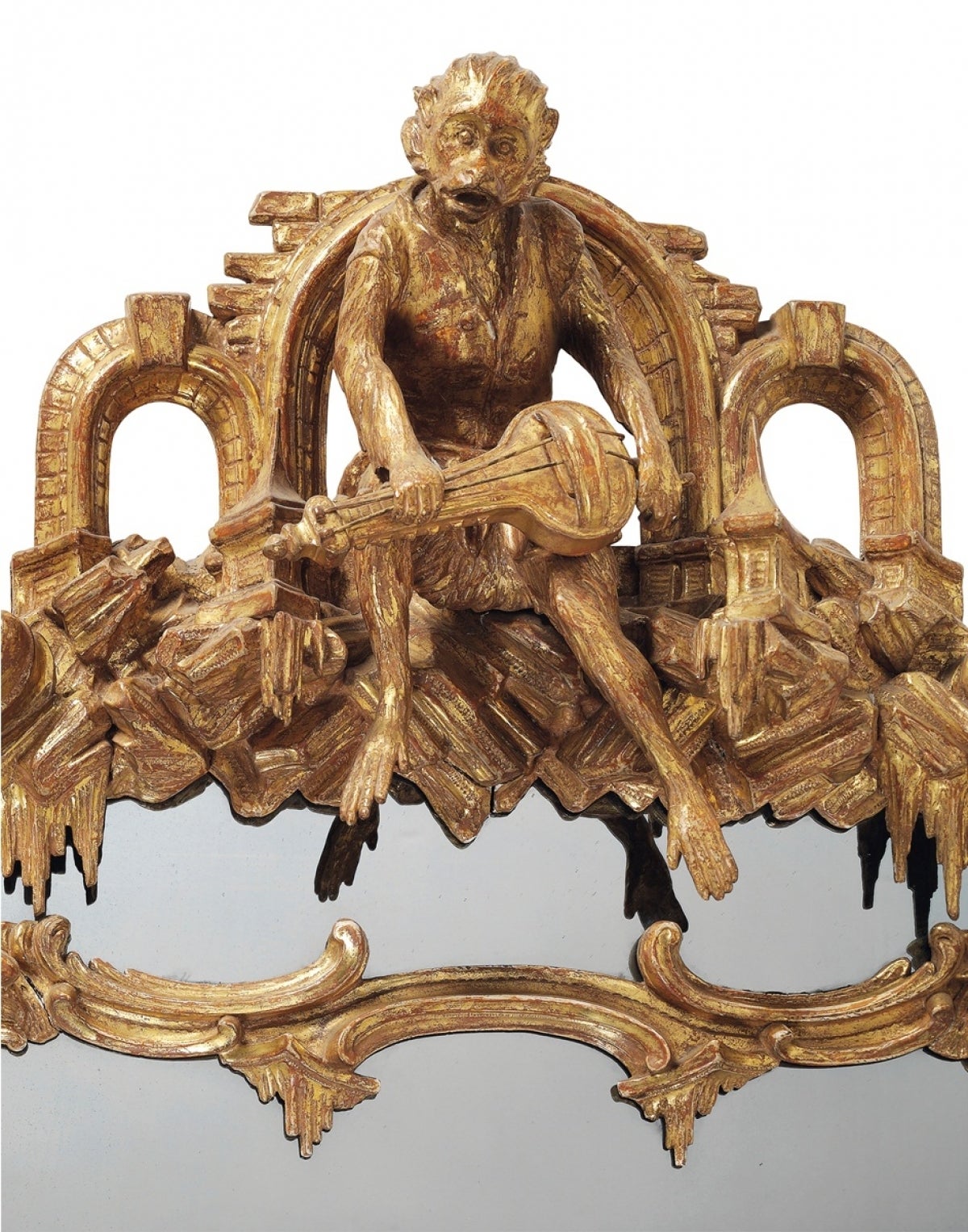 Carved Important Pair of George II Giltwood Pier Glasses For Sale