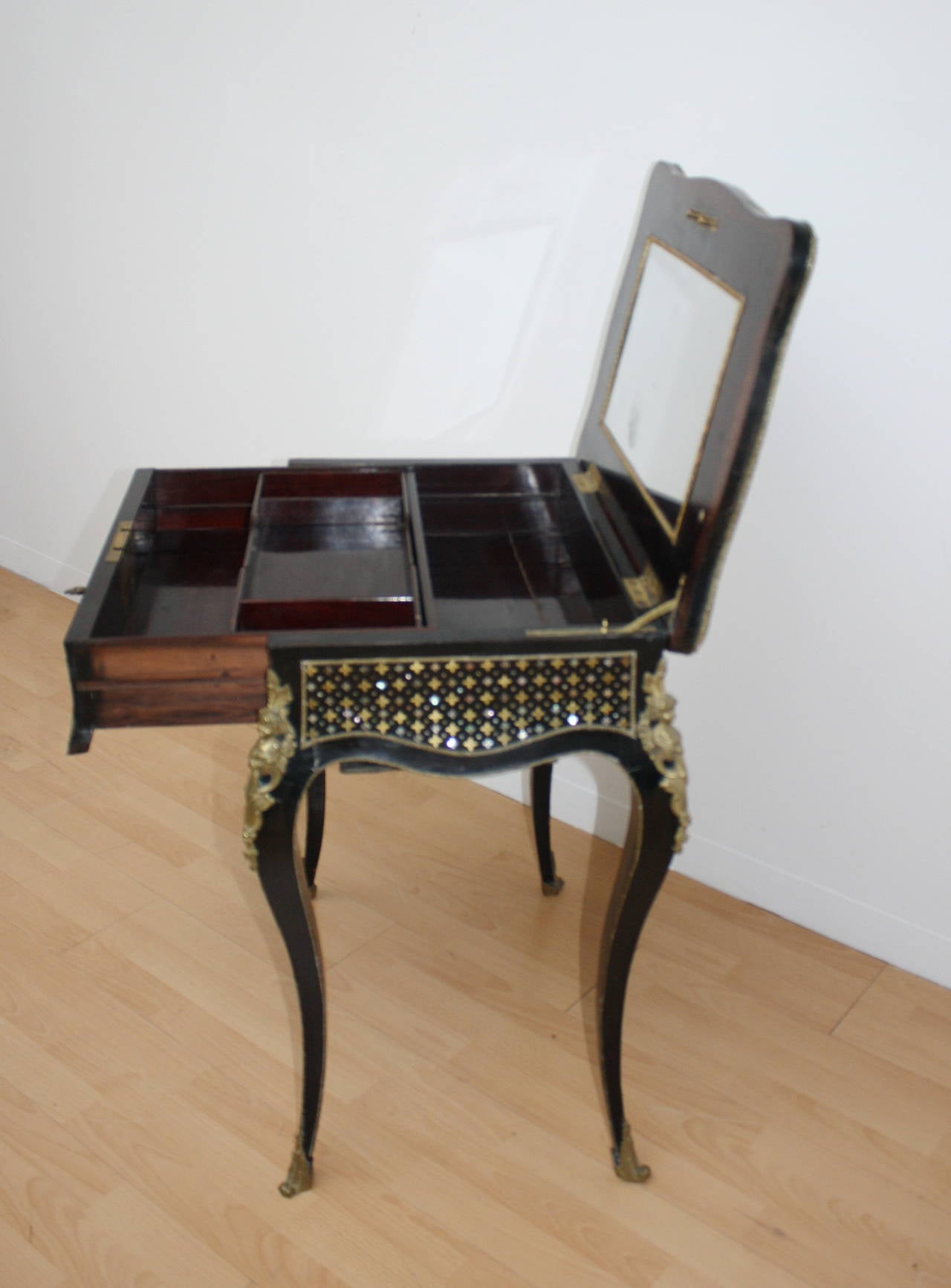 19th Century, Napoleon III Sewing Table For Sale 1