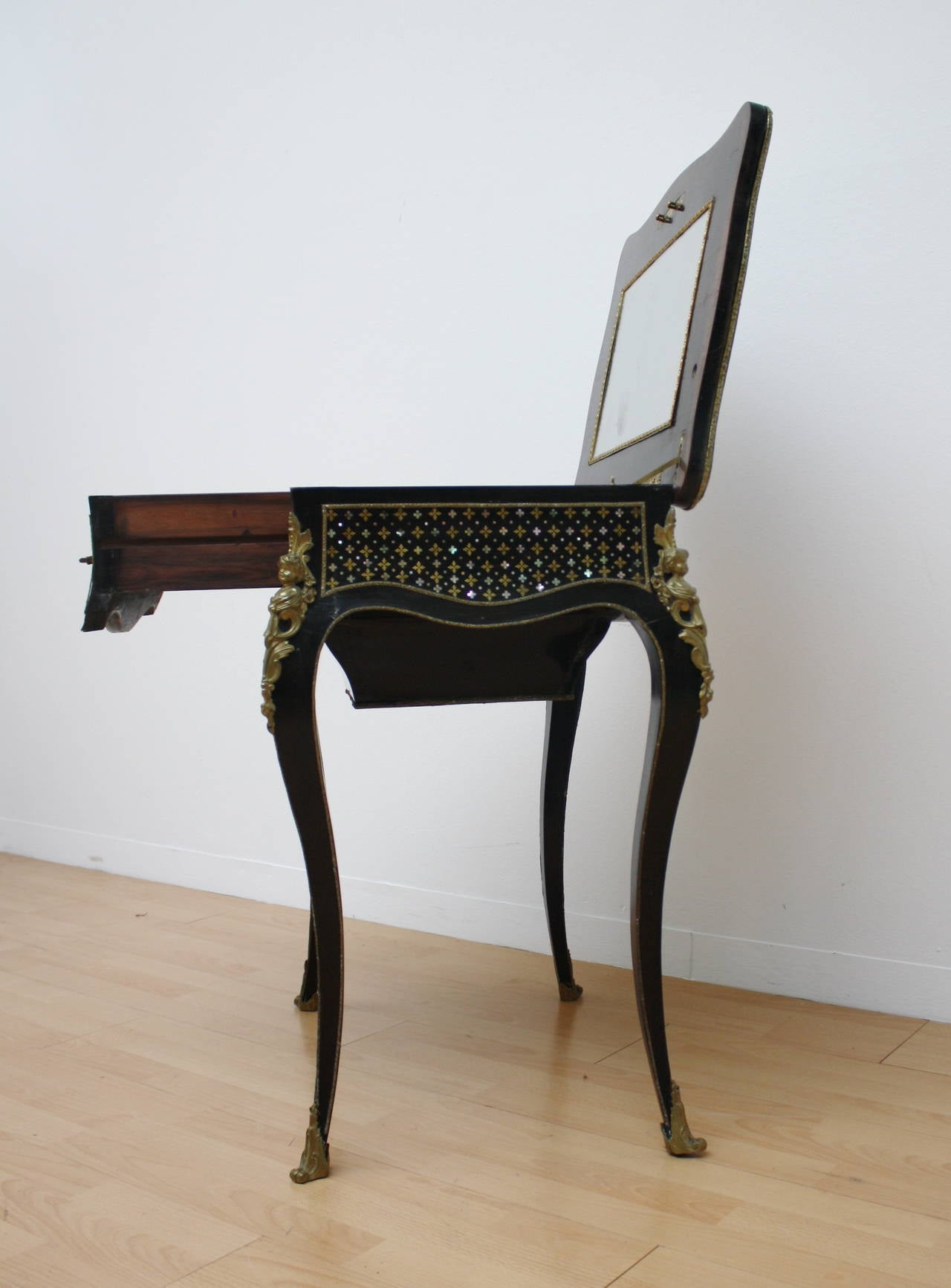 19th Century, Napoleon III Sewing Table For Sale 2