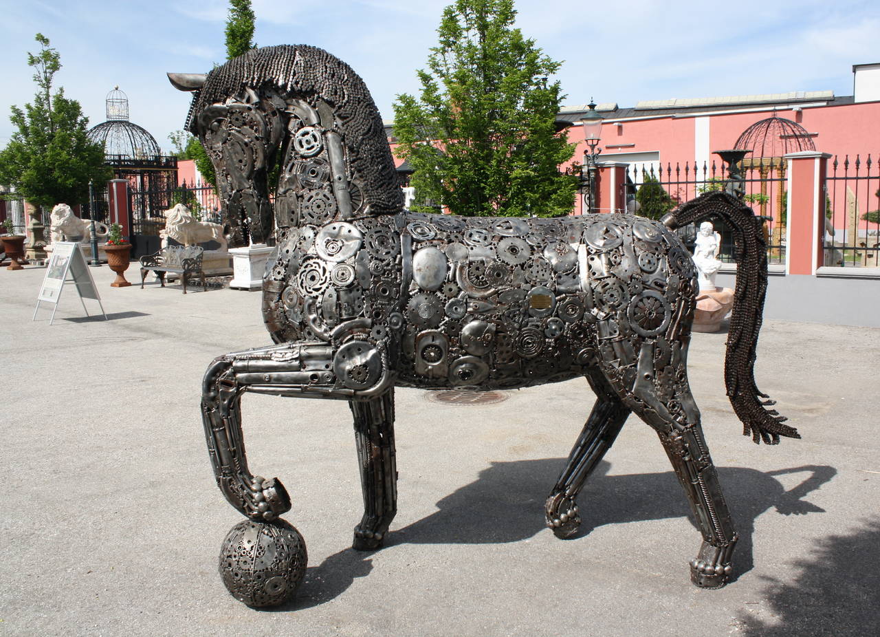 The World Recycled Da Vinci Horse For Sale 2