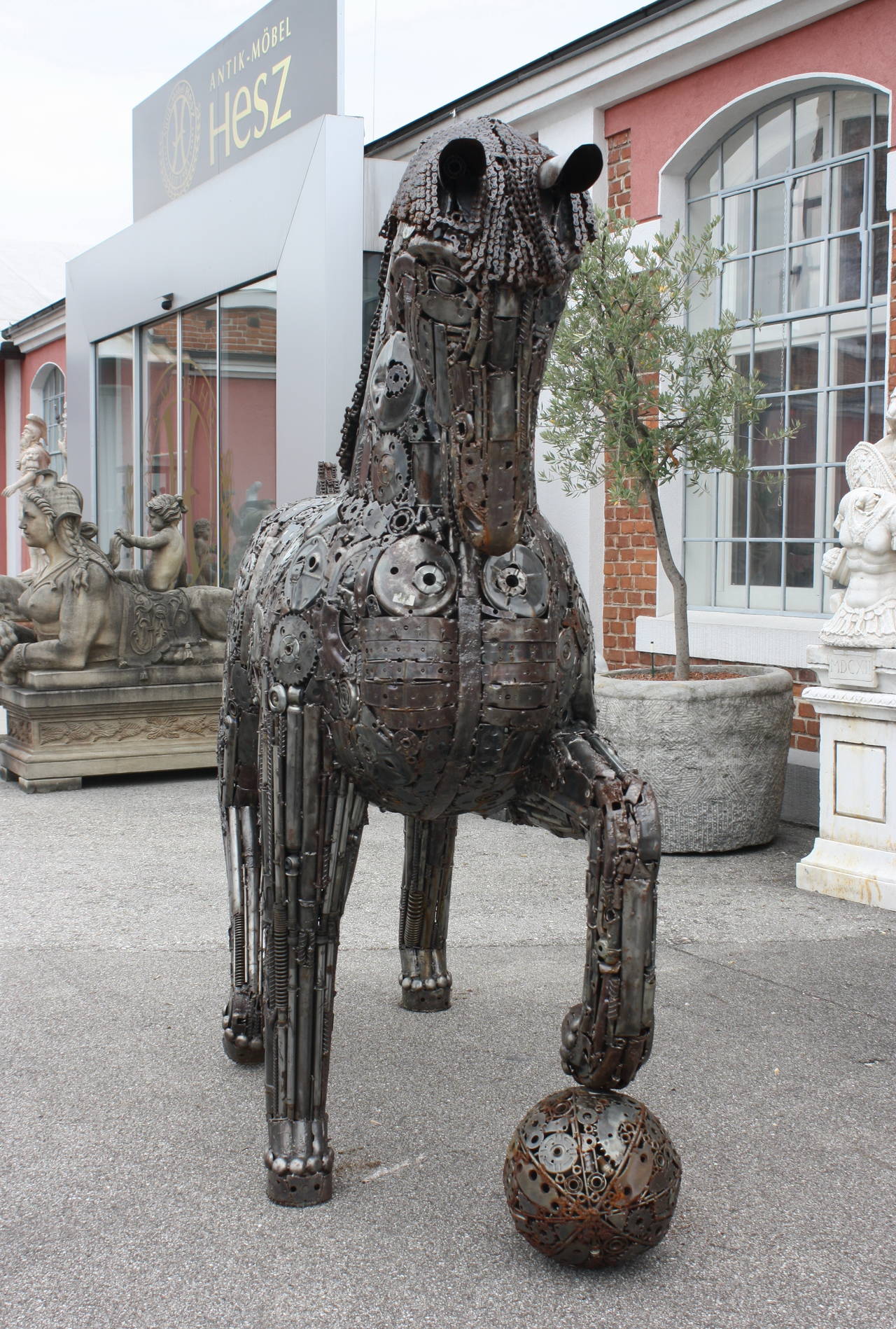 The World Recycled Da Vinci Horse In Good Condition For Sale In Wels, AT