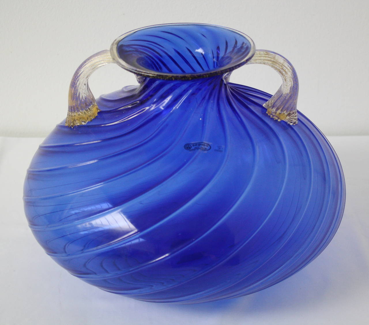 Glass Vase from Archimede Seguso, Murano, Italy In Excellent Condition For Sale In Wels, AT