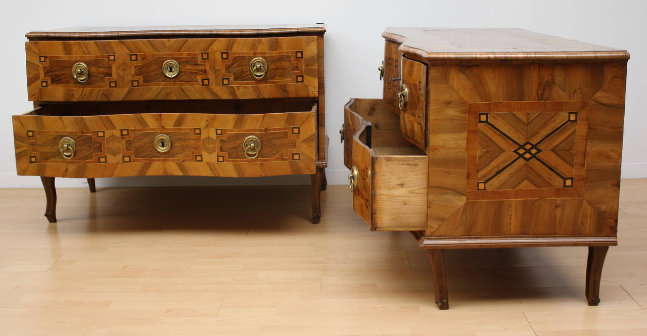 18th Century, Pair of Baroque Two-Drawer Commode In Good Condition For Sale In Wels, AT