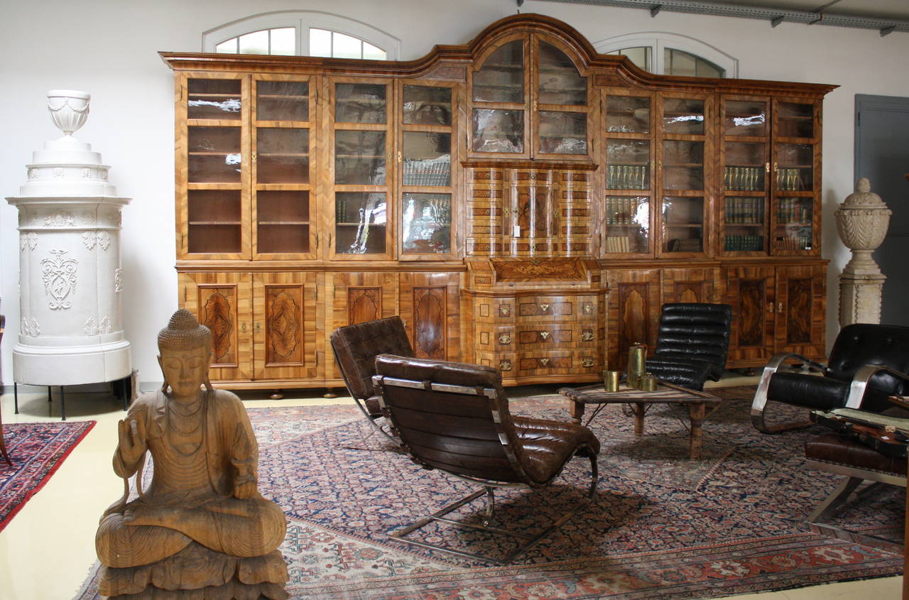 18th Century Baroque Library with Tabernacle For Sale 1