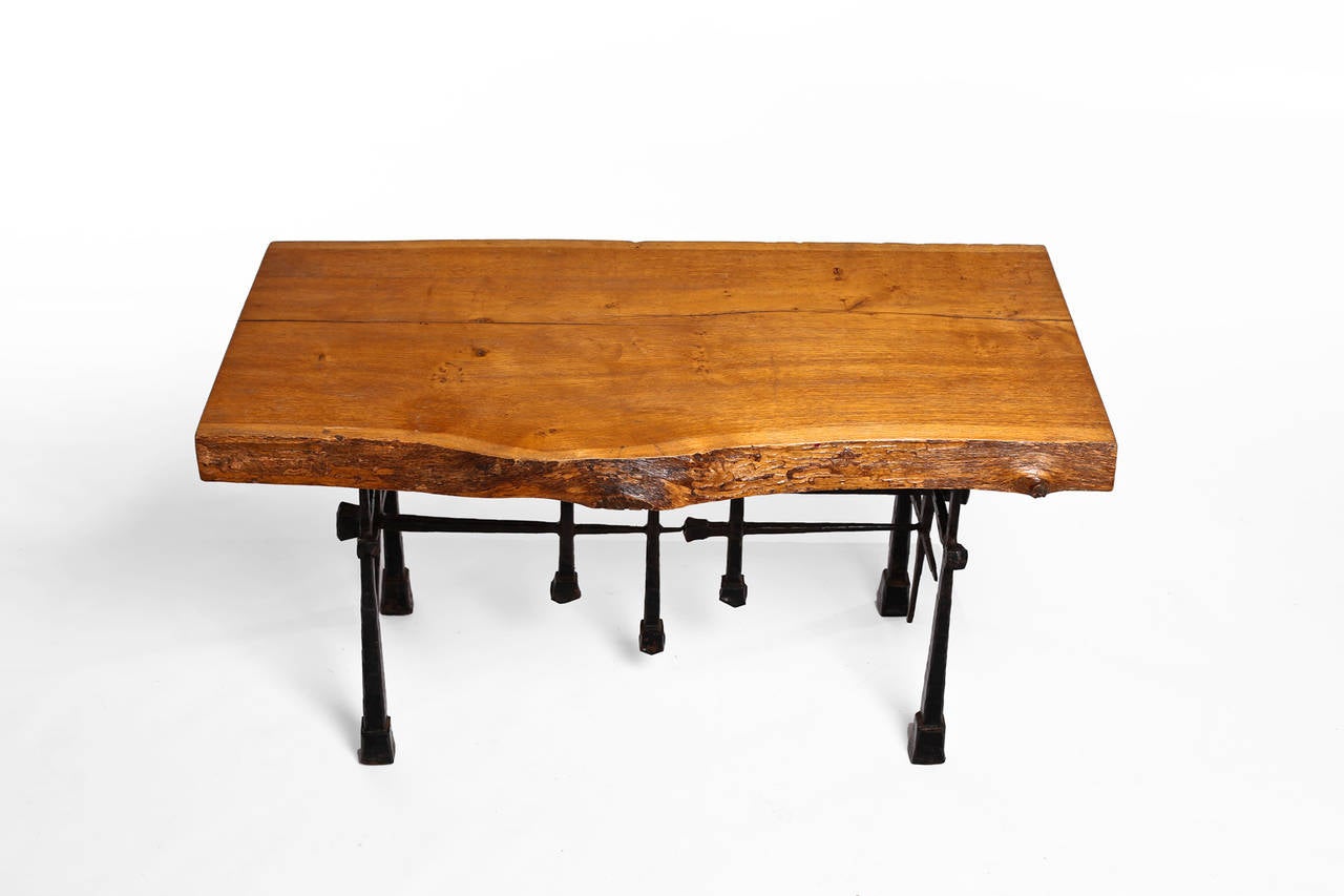 Brutalist Side Table - console table In Excellent Condition In Rotterdam, ZH