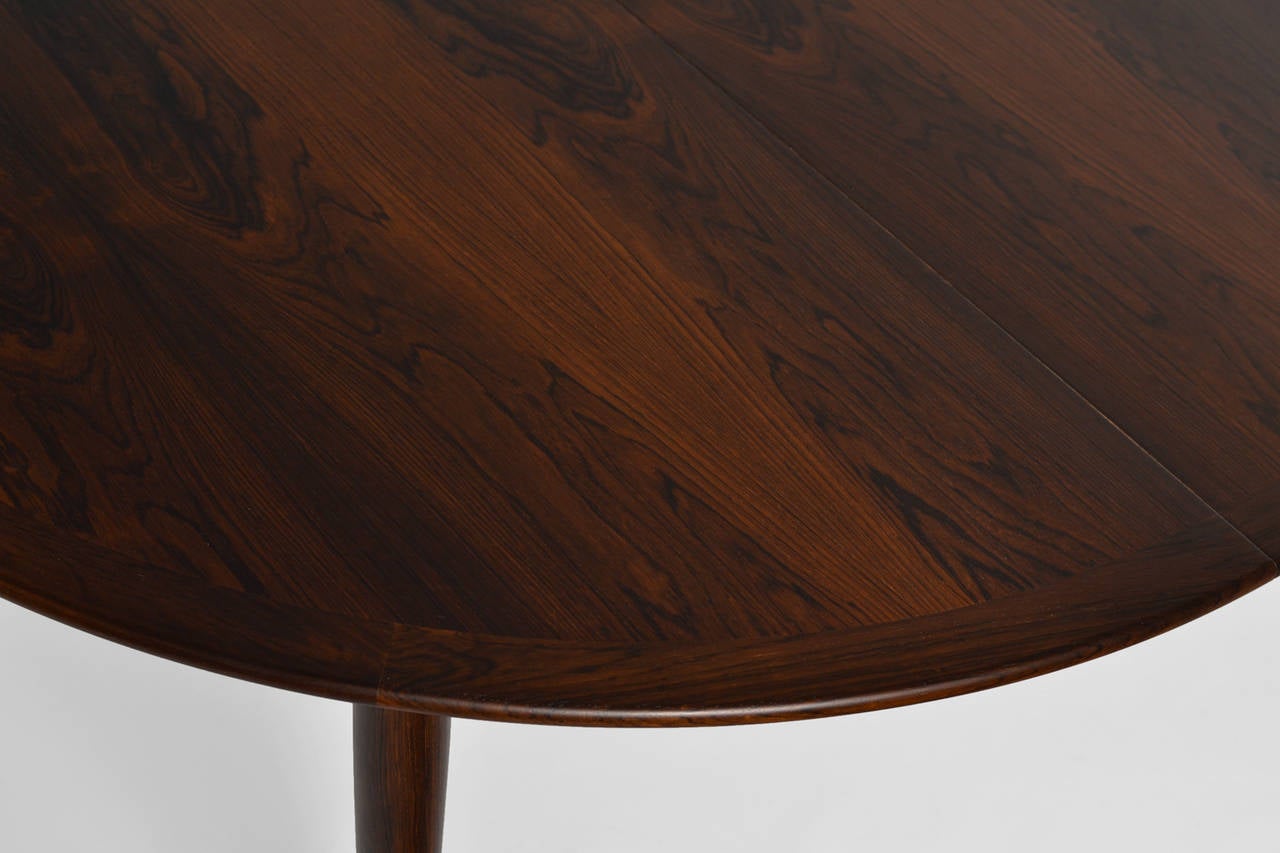 Rosewood dining table by Grete Jalk for  P. Jeppesen In Excellent Condition In Rotterdam, NL