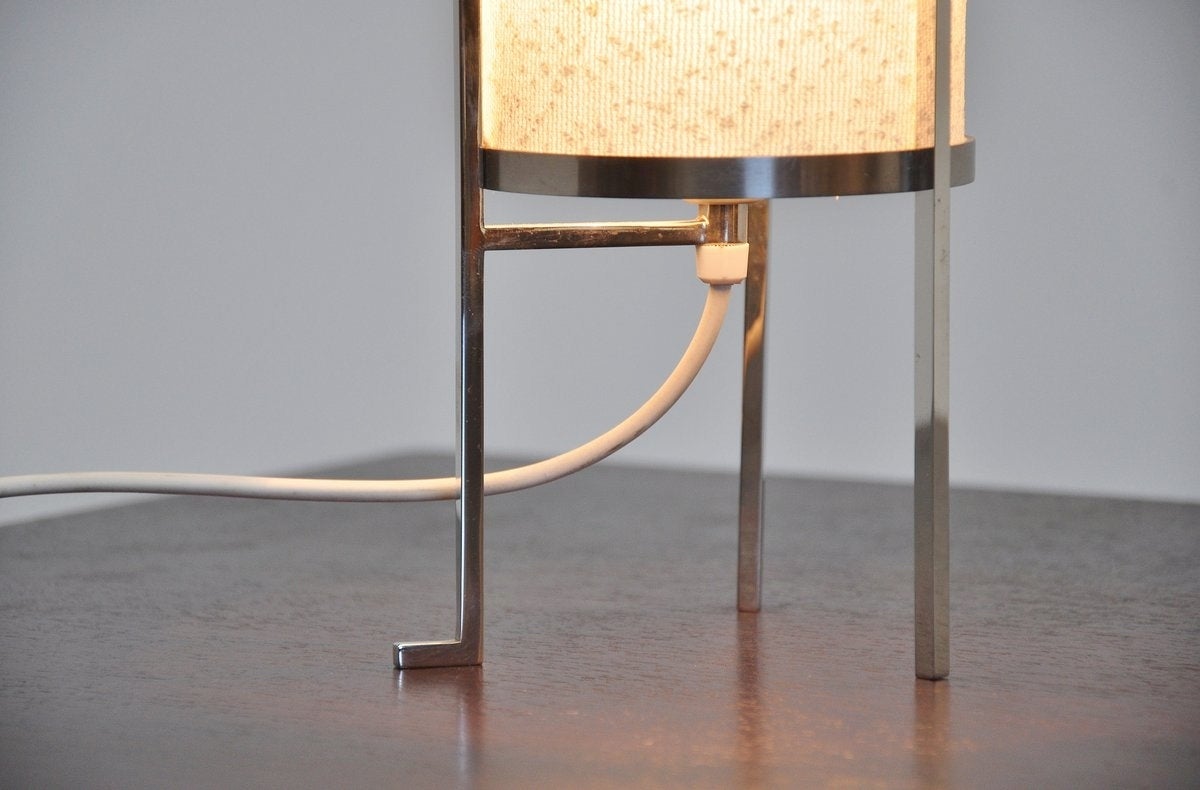 Super rare desk or table lamp designed by H. Fillekes vor Artiforte, Holland 1958. I don't think I have to explain anyone to what lamp hi inspired his design for this lamp. This is like the little brother of the ST46 floor lamp from Kho Liang Ie.