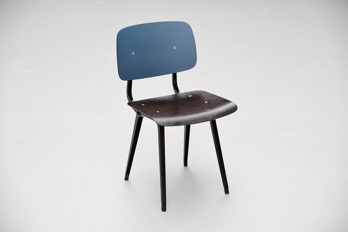 Dutch Friso Kramer Revolt Chair for Ahrend de Cirkel, 1966 For Sale
