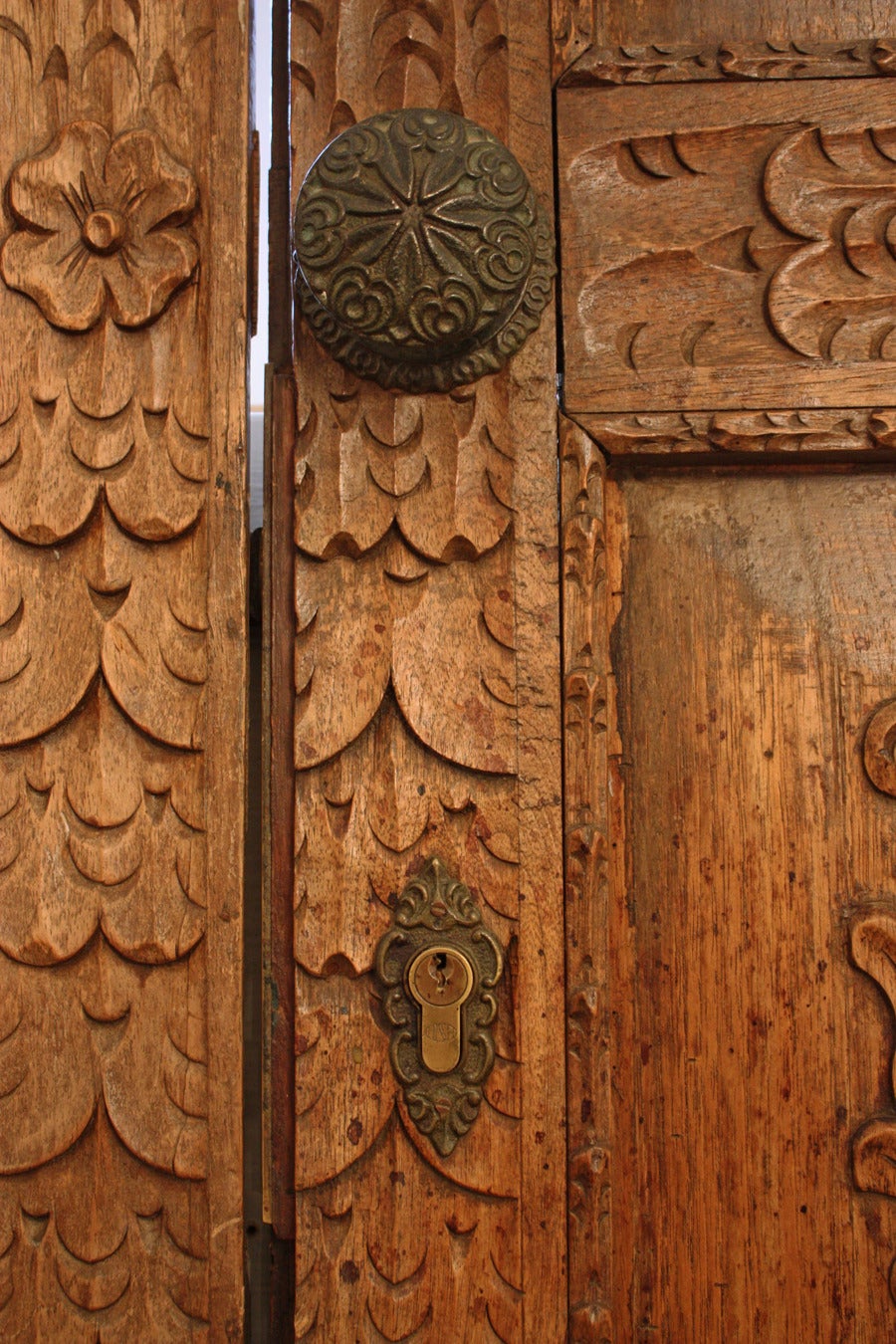 Pair of Antique Carved Spanish Doors For Sale at 1stDibs