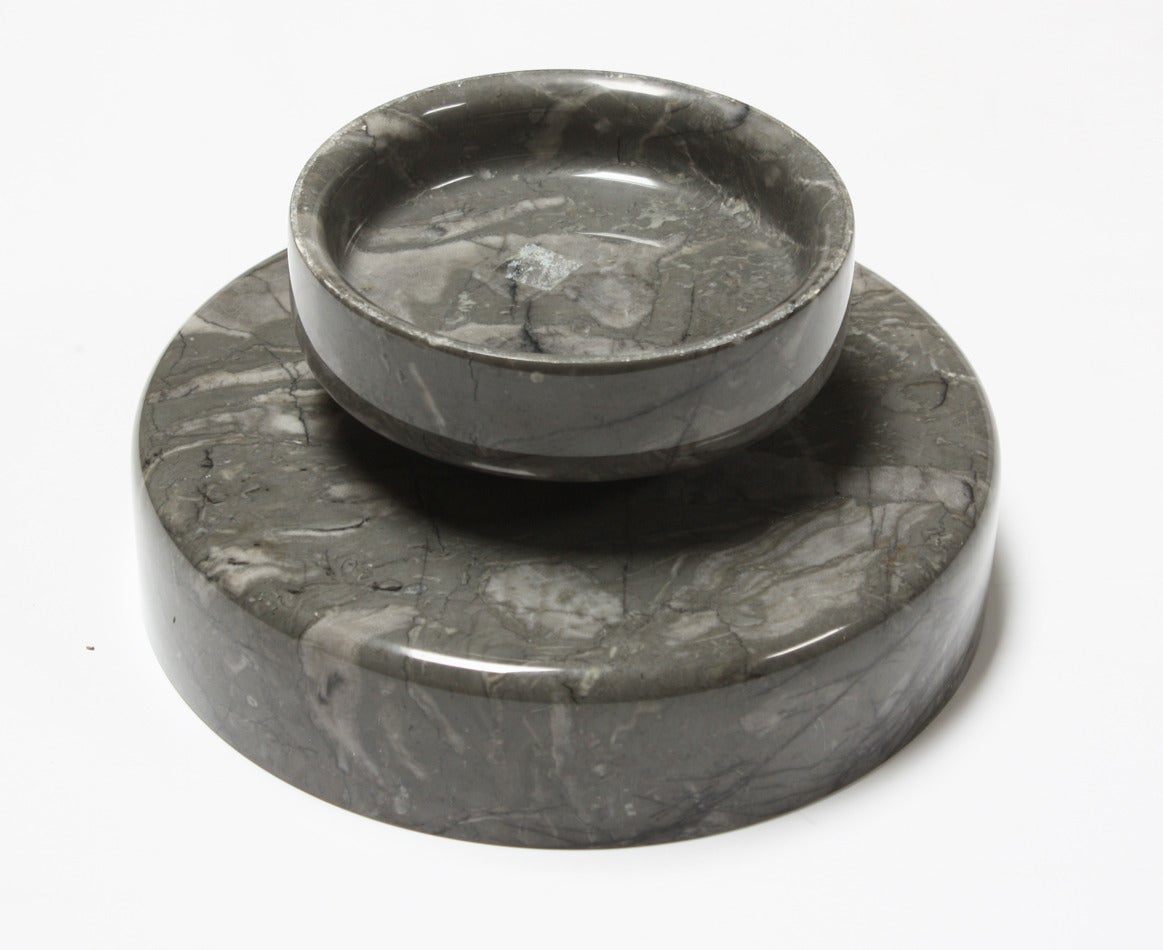 Rare, circa 1960 large marble centerpiece bowl in gray marble by Angelo Mangiarotti for Knoll.