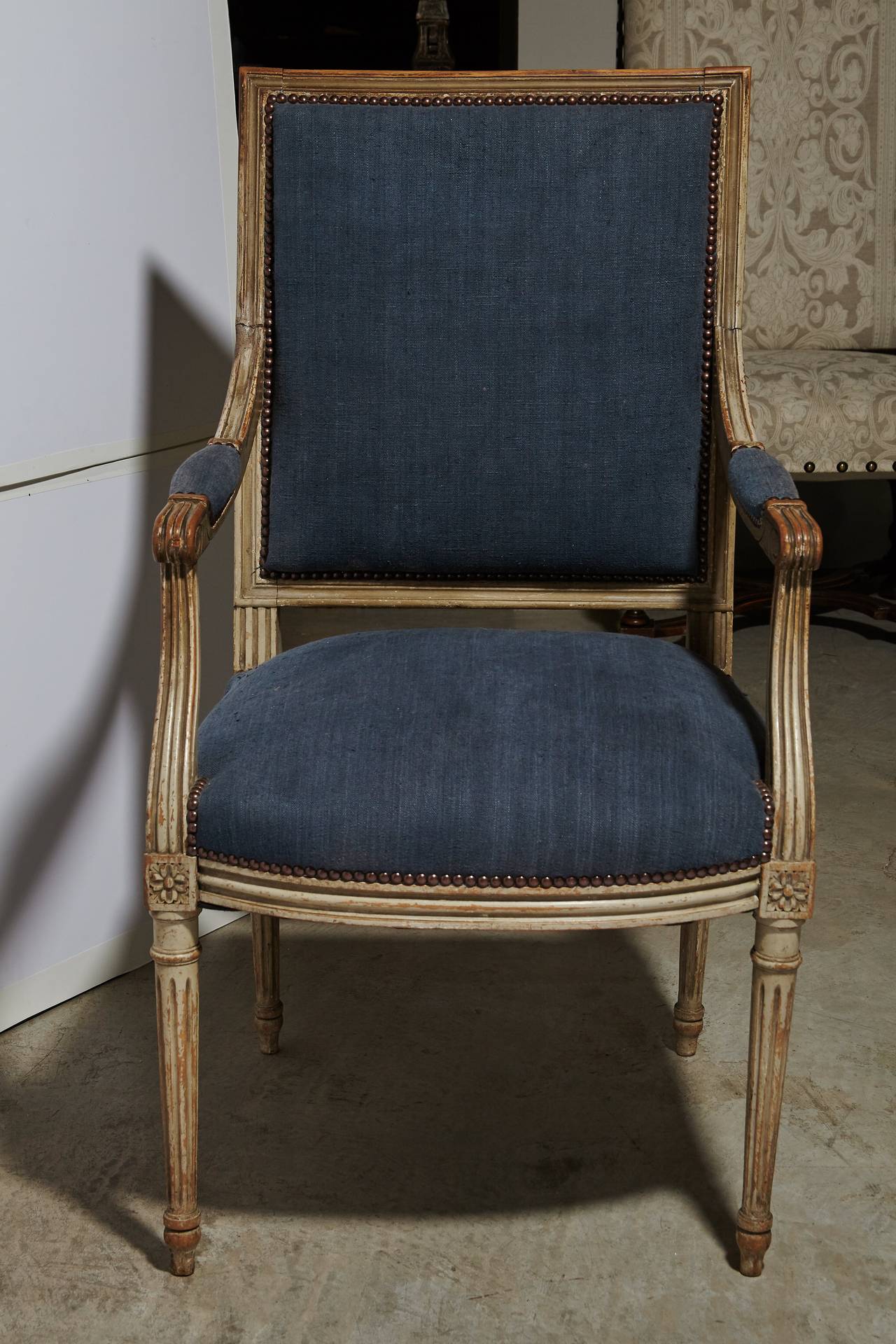 Hand-Woven Pair of Painted Louis XVI Style Fauteuils