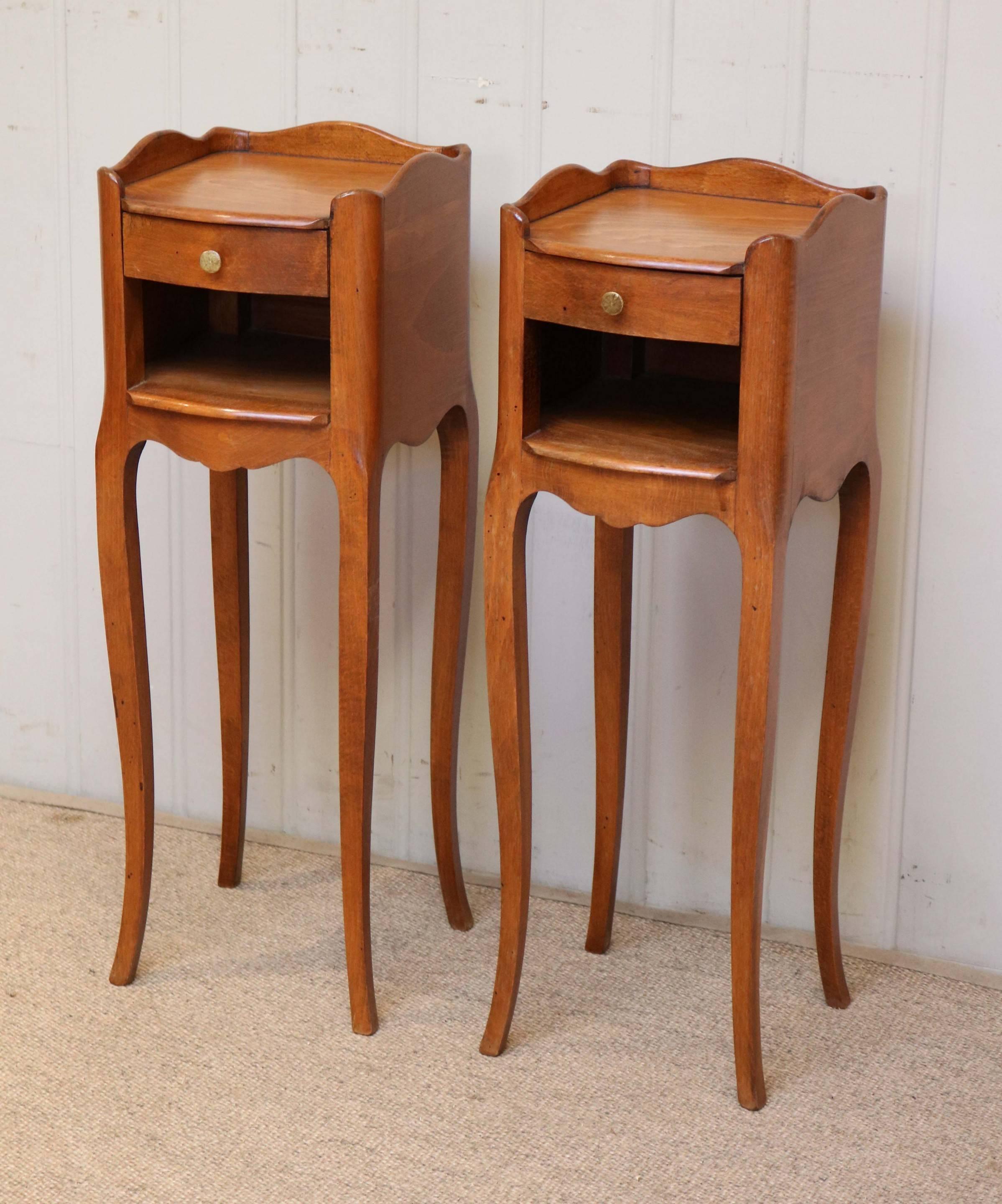 Mid-20th Century Pair of Slim Cherrywood Bedside Cabinets