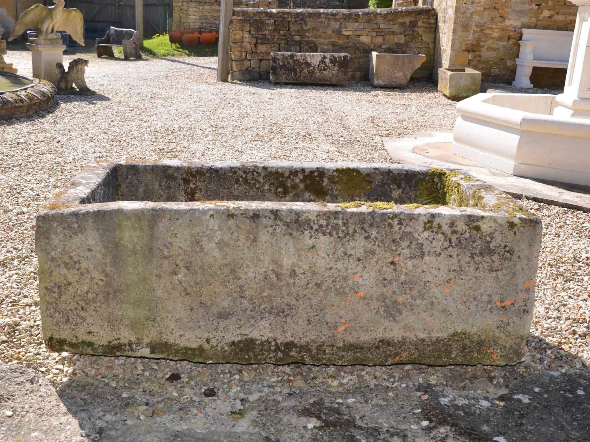 Large Antique Limestone Trough with Good Weathering and Patination In Good Condition In Gloucestershire, GB